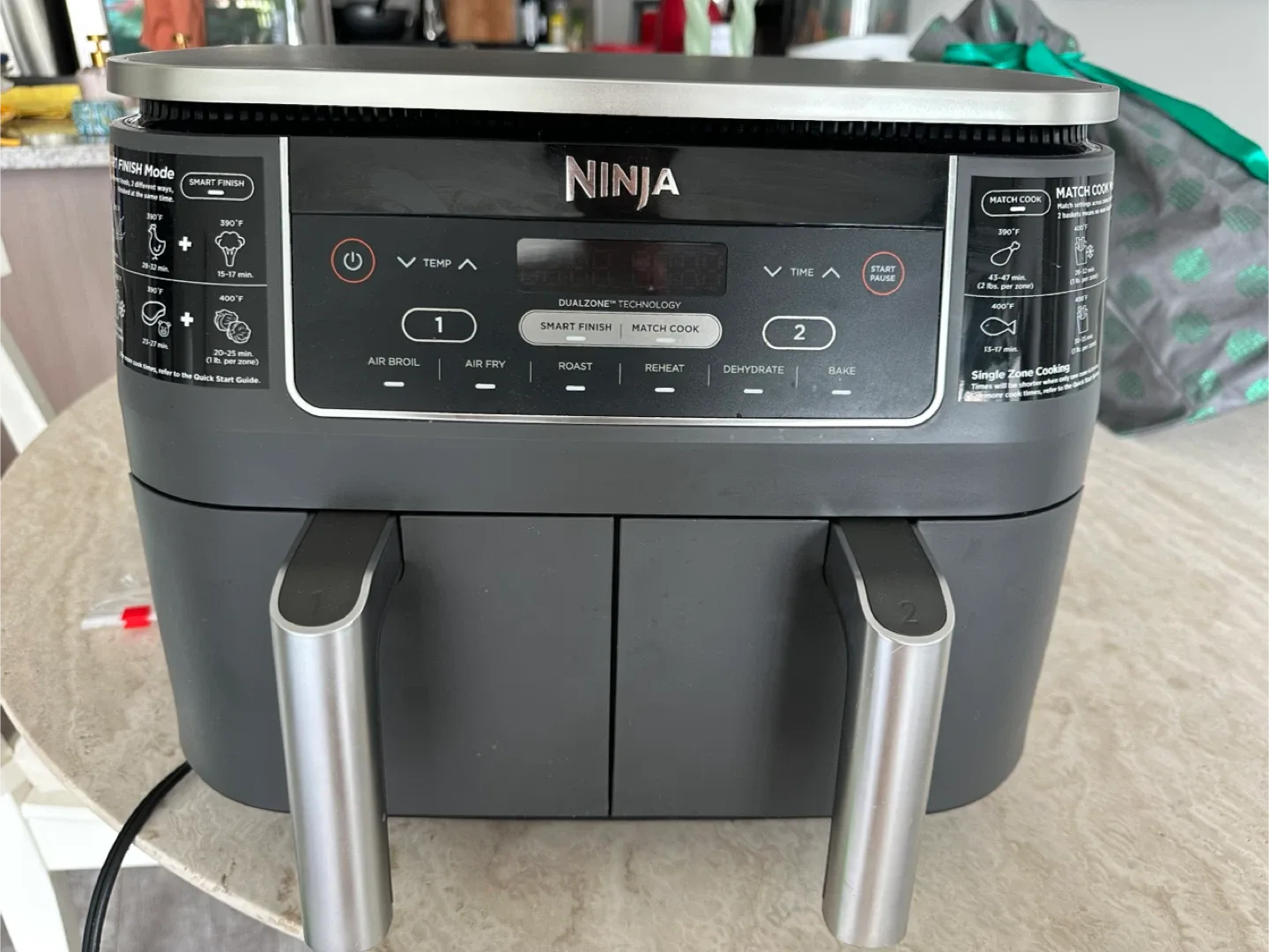 Ninja Foodi 2-Basket Air Fryer - Like New! image indicator(2)