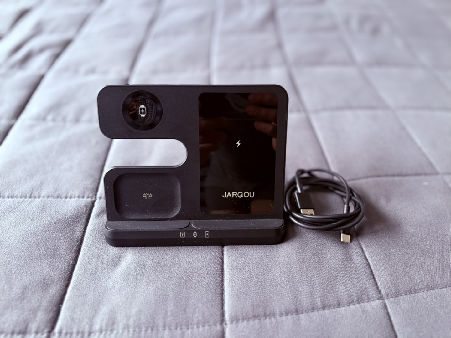 Jargou Wireless Charger, Model Q10A