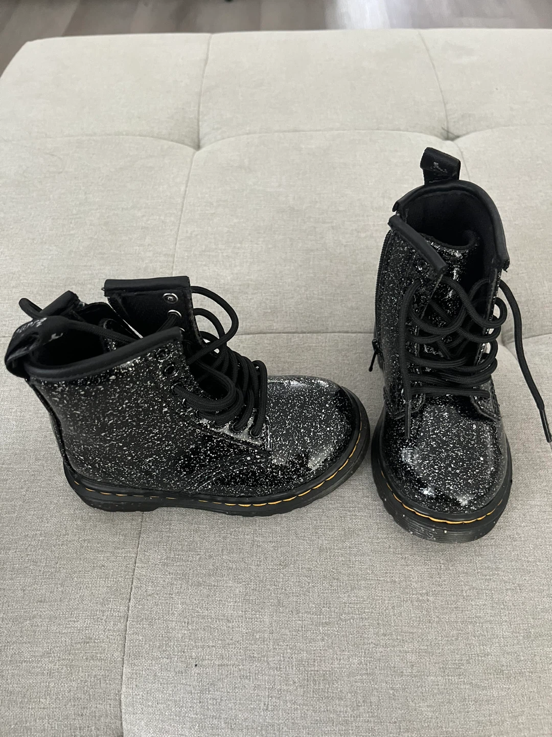 Dr. Martins Black/Glitter Boots - Toddler US 7 - photo 2