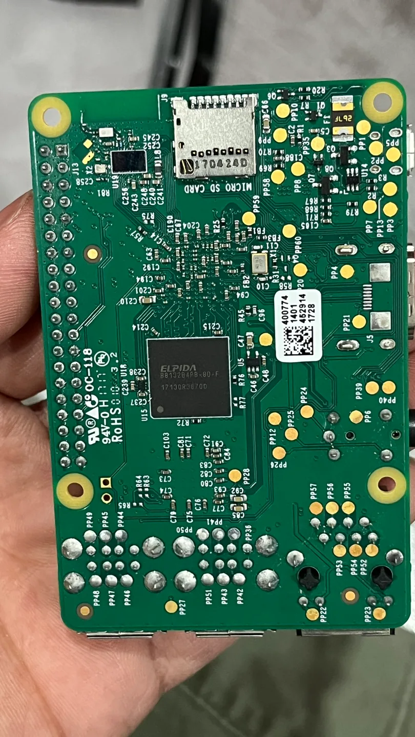 Raspberry Pi 3 Model B V1.2 thumbnail