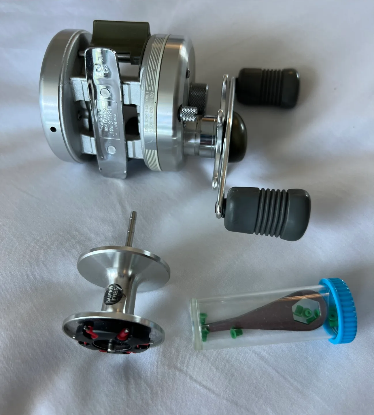 Shimano Calcutta 200 Fishing Reel image indicator(4)