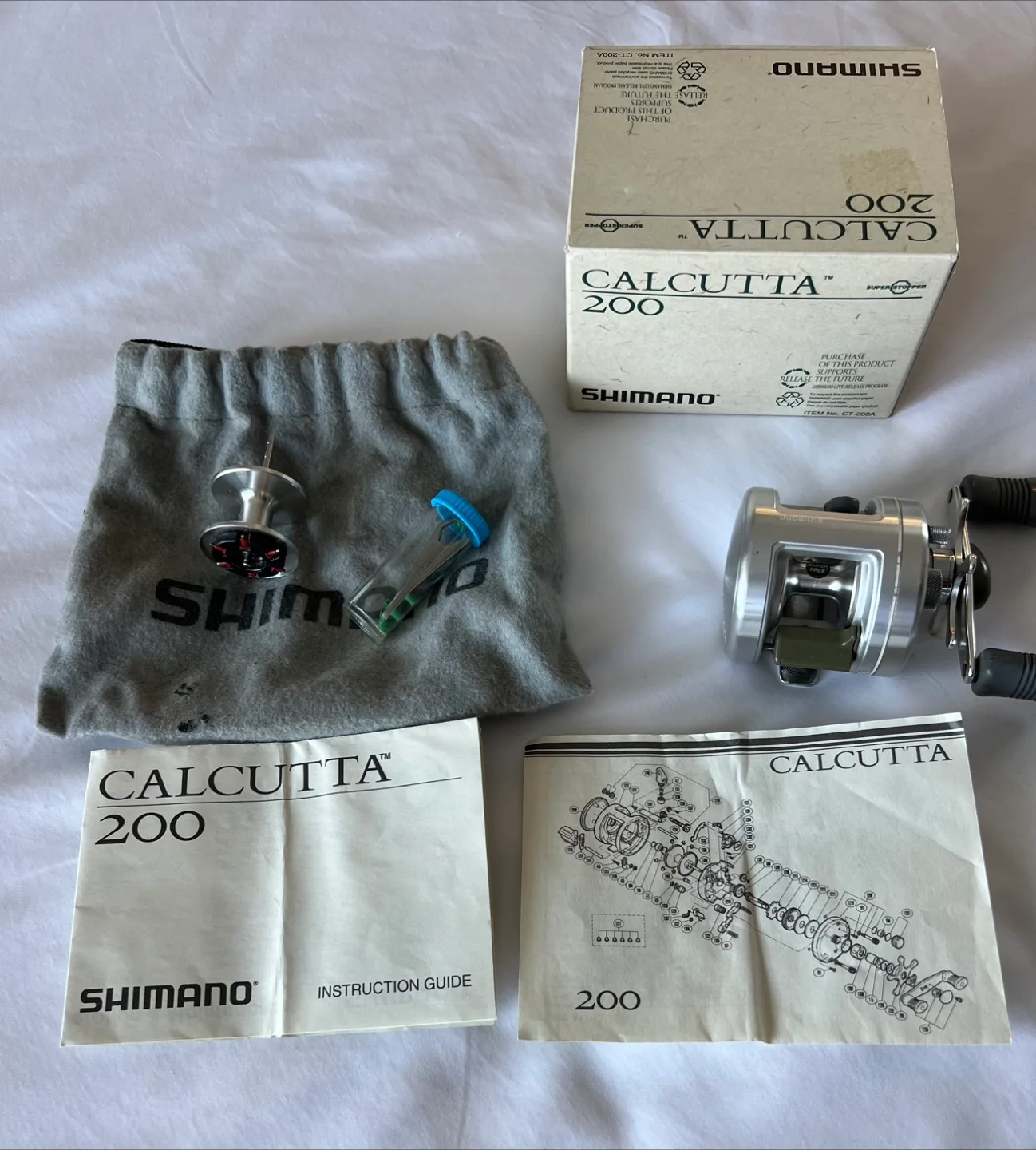Shimano Calcutta 200 Fishing Reel thumbnail