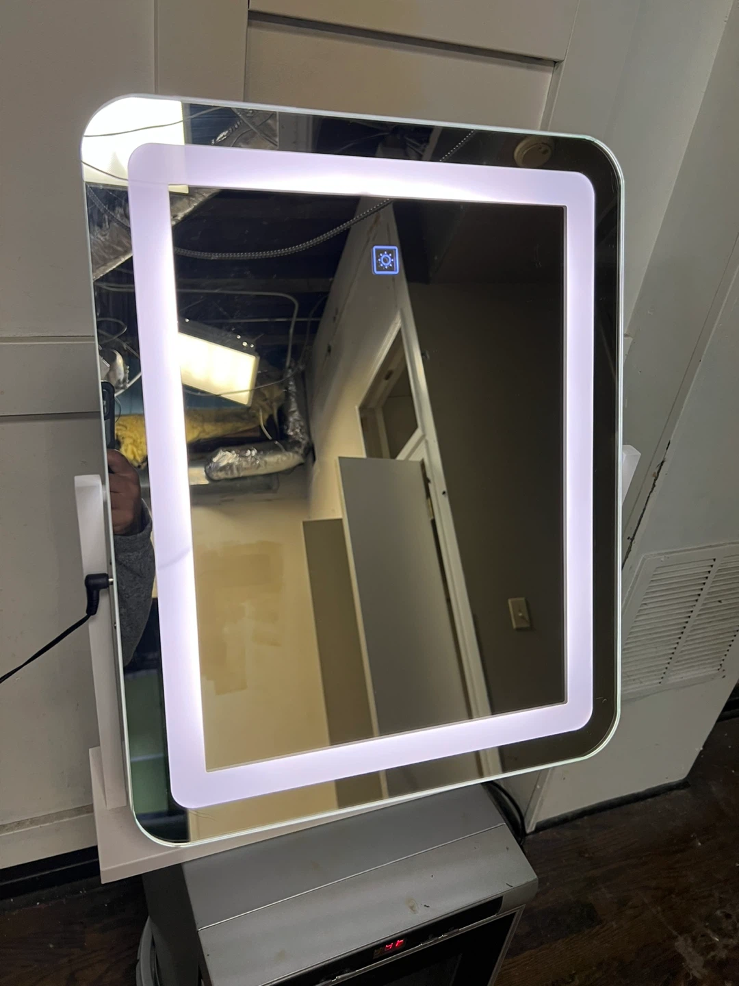 LED Lighted Vanity Mirror - photo 2