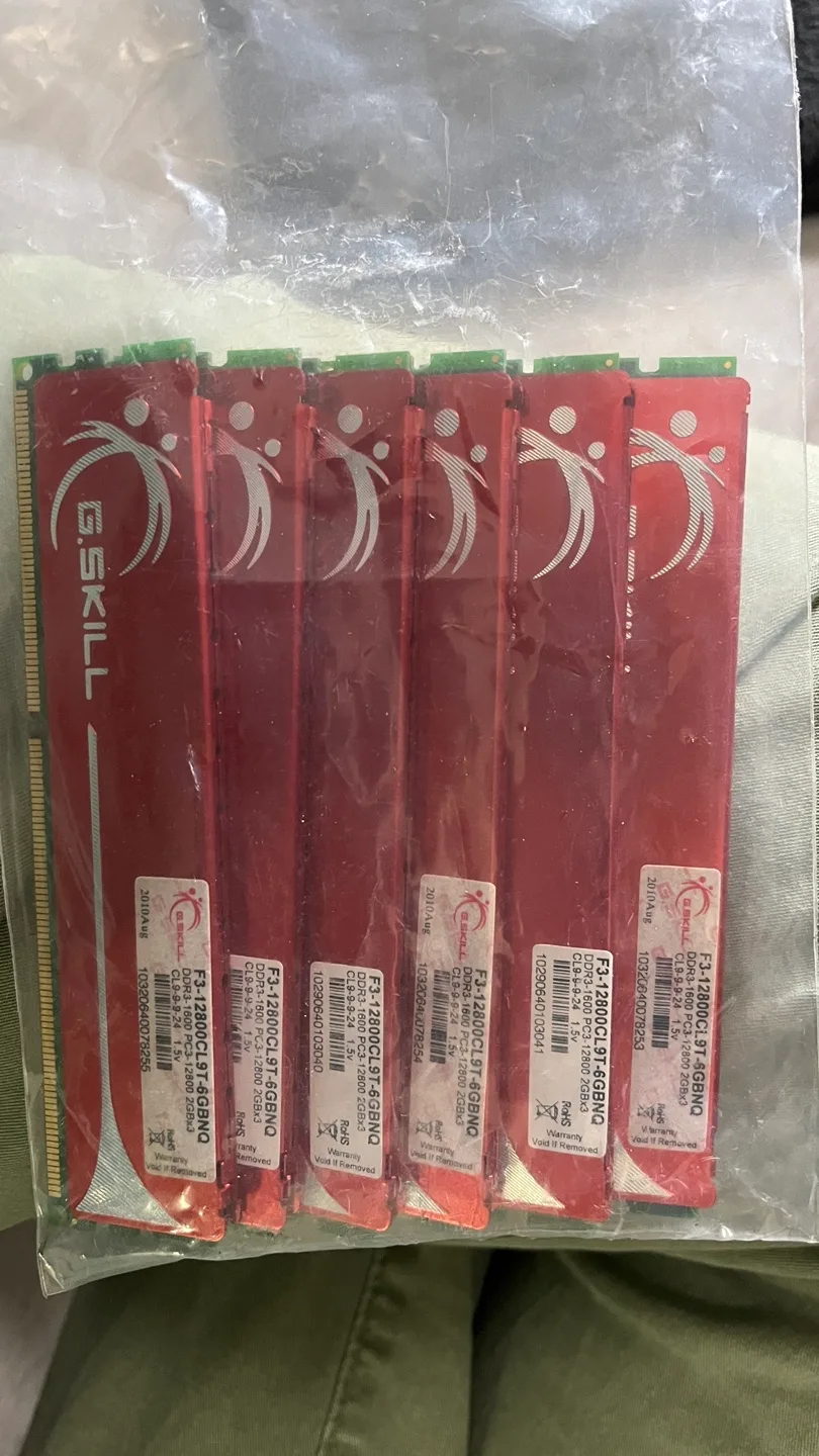 G.Skill F3-12800CL9T-6GBNQ DDR3 RAM thumbnail