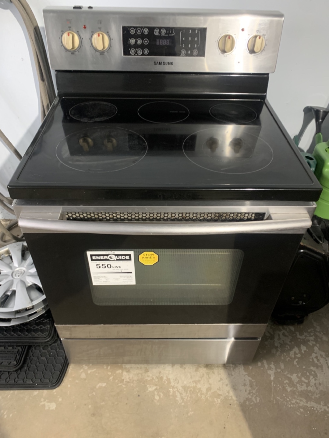 Samsung Electric Range - Model FCQ321 - photo 2