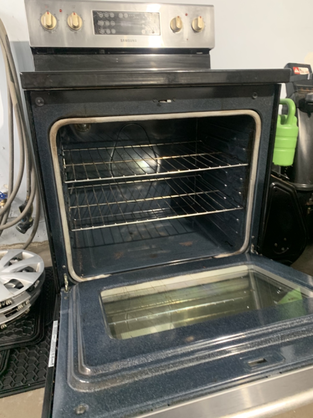 Samsung Electric Range - Model FCQ321 - photo 3