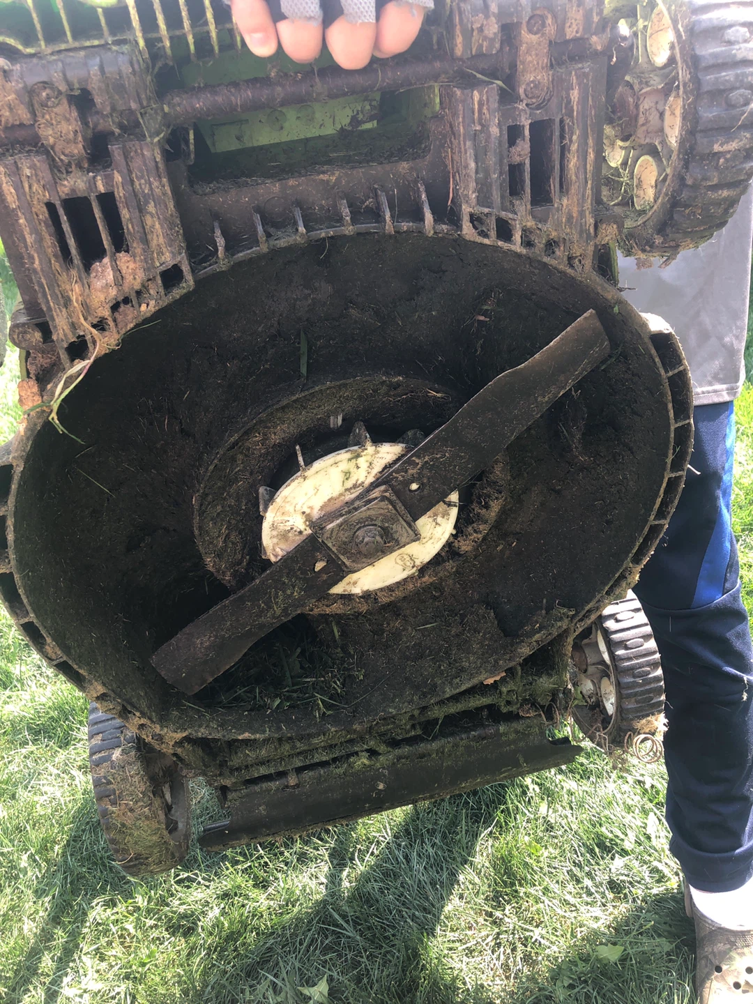 Yardworks Electric Lawn Mower - photo 2