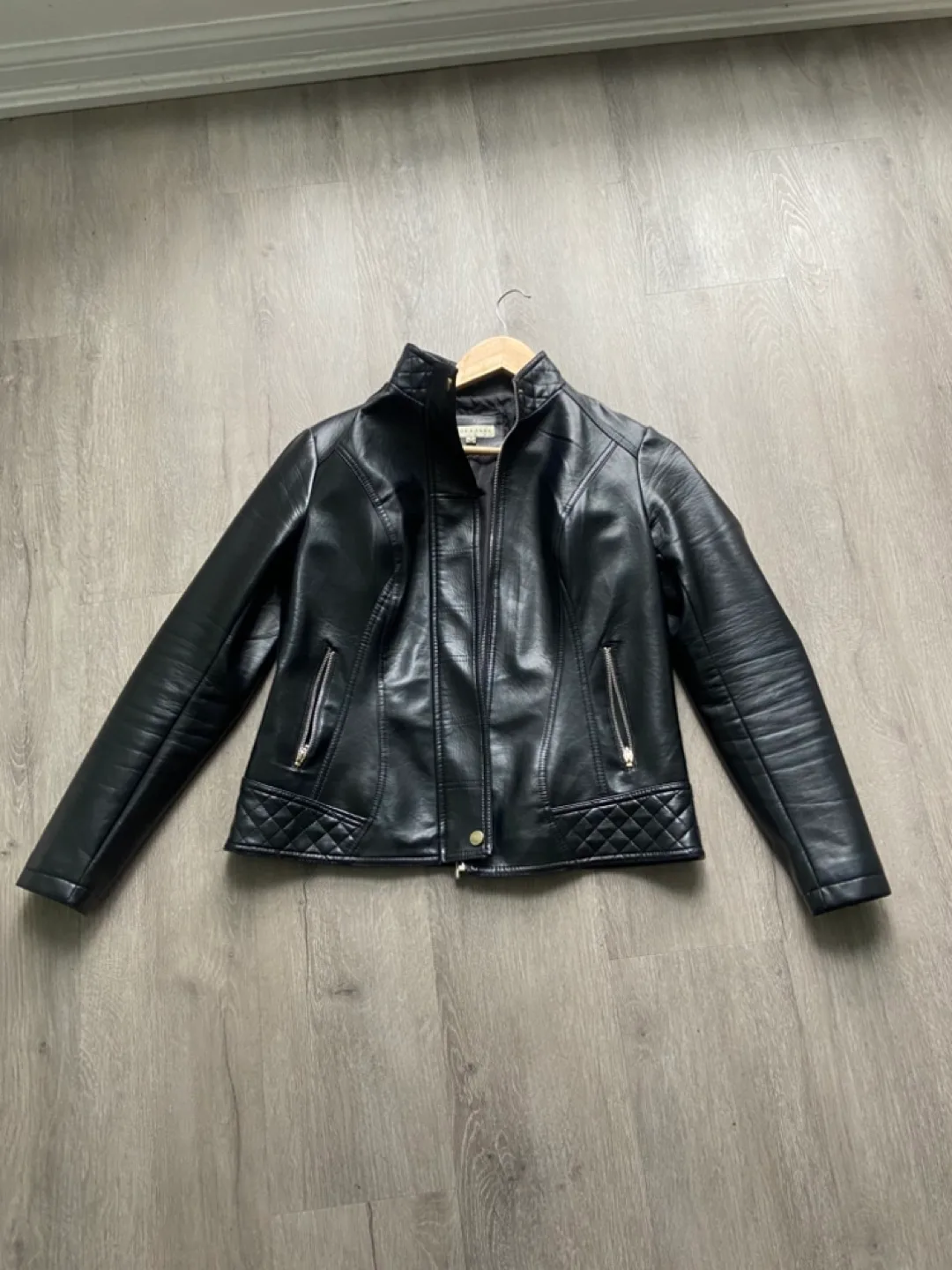Black Faux Leather Jacket - Size M image indicator(3)
