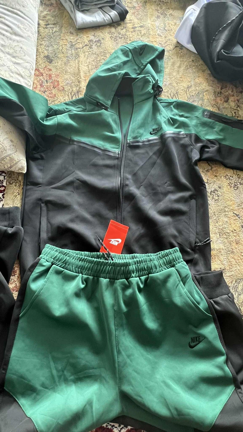 Nike Tech Fleece Tracksuit - Green & Black
