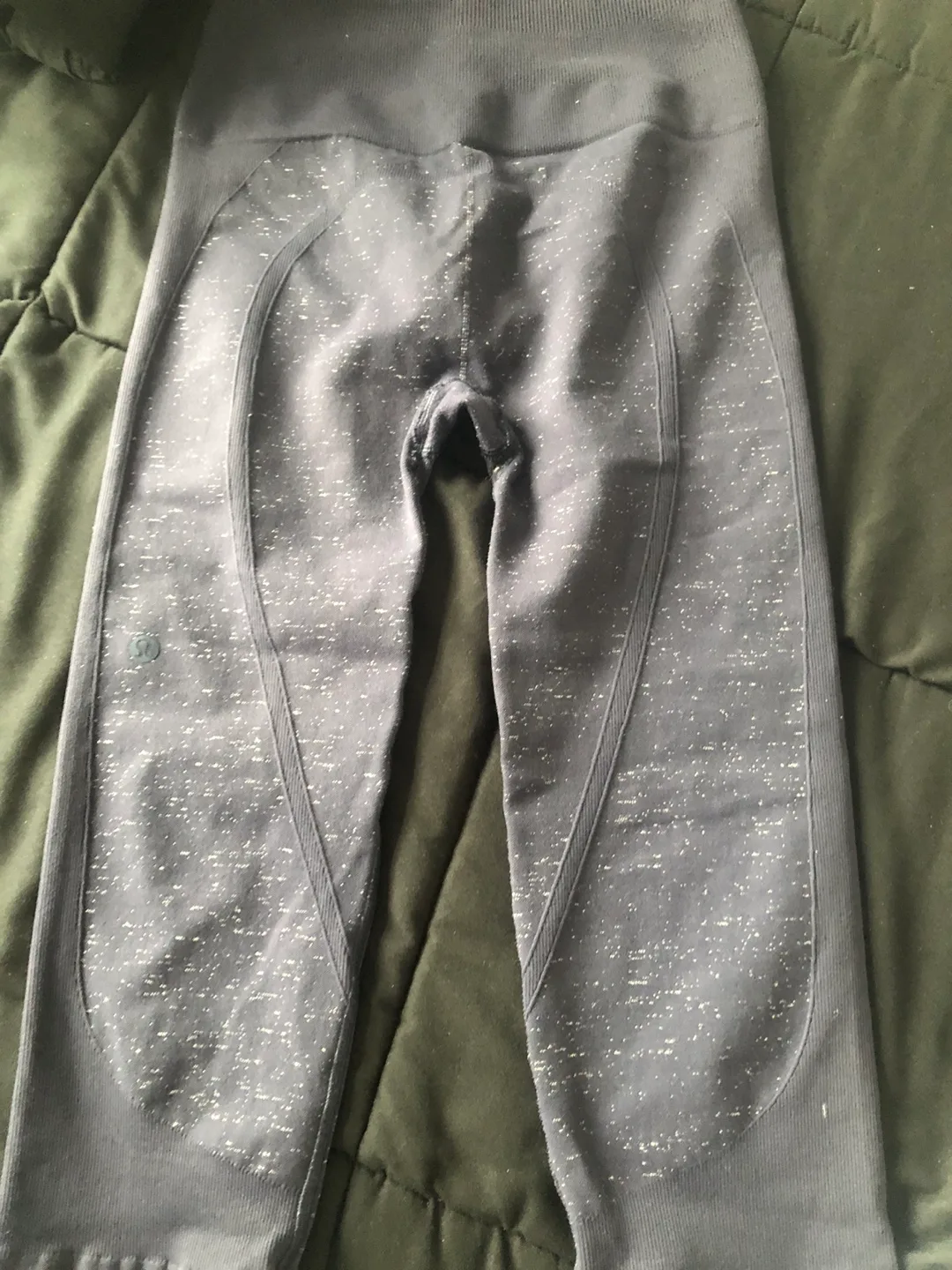 Lululemon T-shirt & Leggings Set image indicator(5)