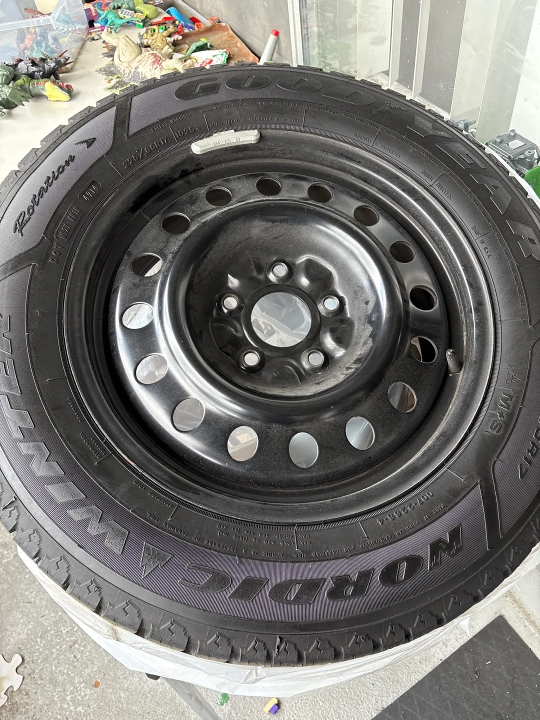 NORDIC WINTER Tire 225/65R17 102S image indicator(4)