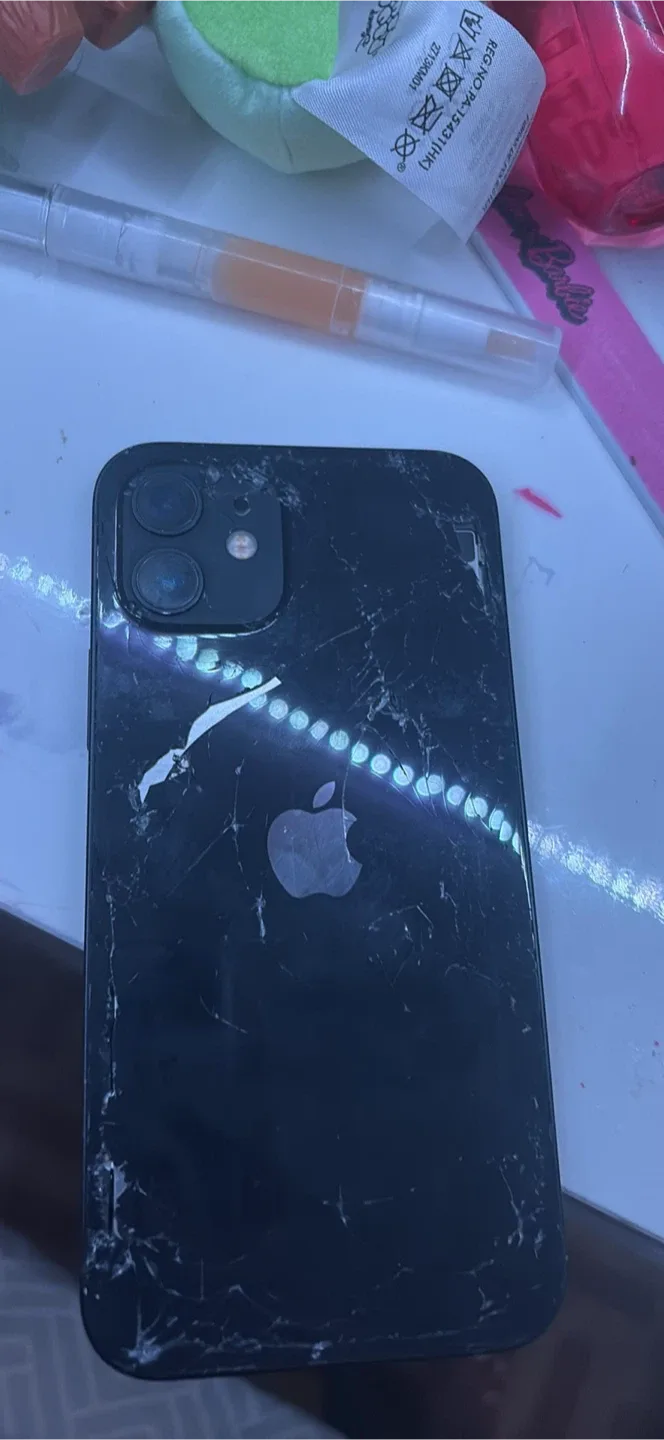 iPhone 12 need gone (offer ur best) broken back glass image indicator(2)