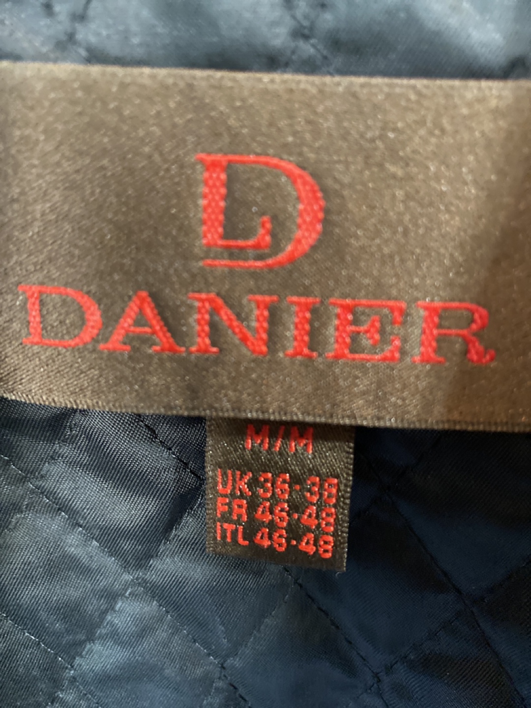 Men’s Danier Leather Jacket Size M - photo 4