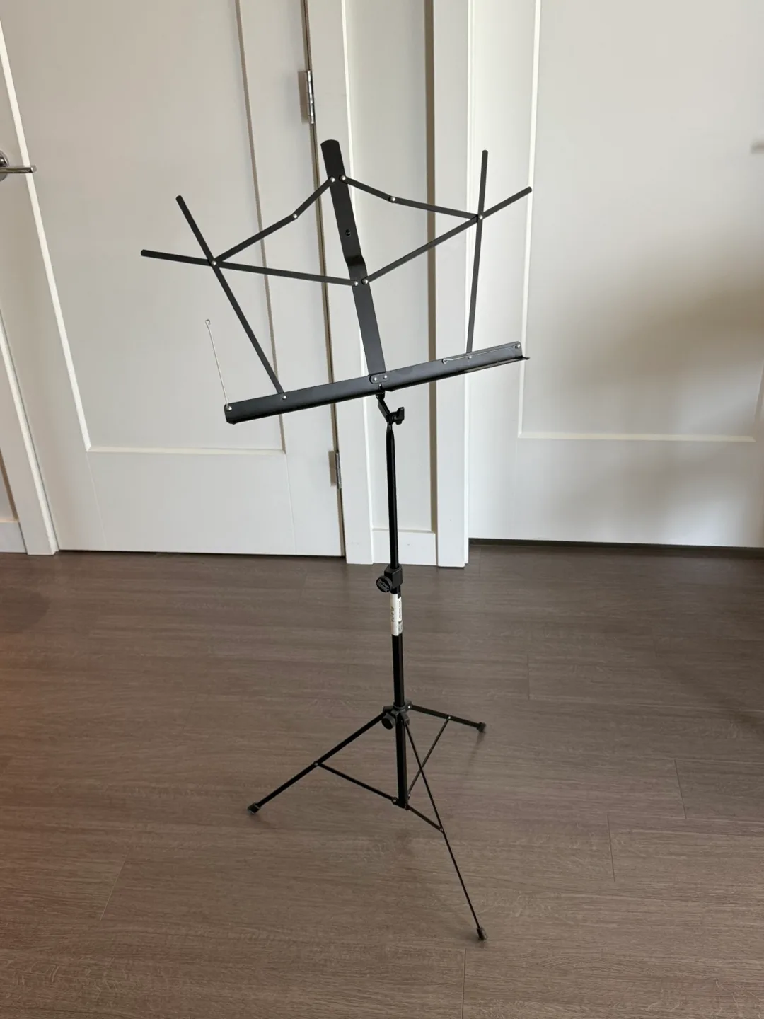 Bellevue American Music Stand w/ Carrying Bag image indicator(2)