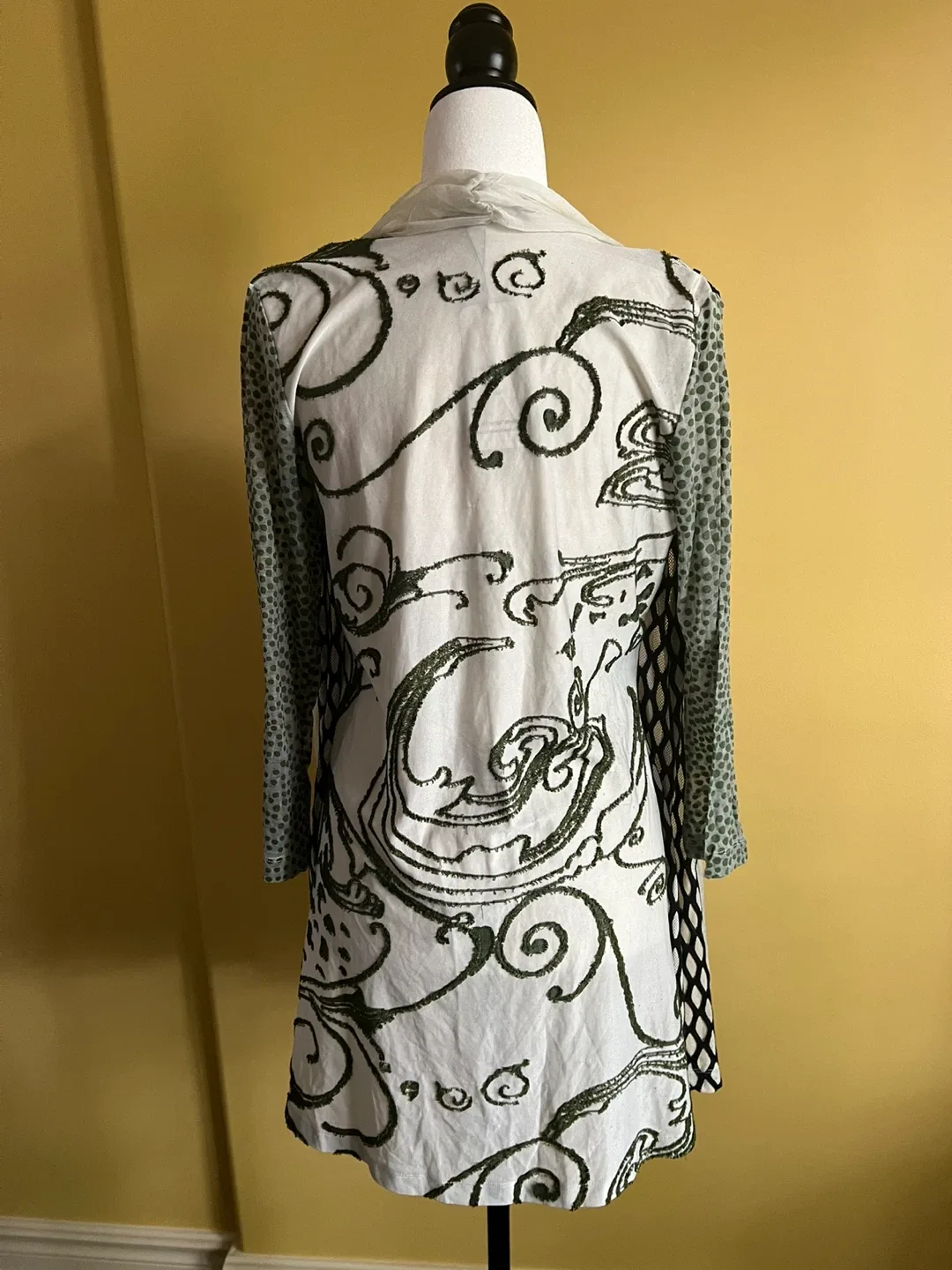 Clotheshead Tunic - NEW image indicator(3)