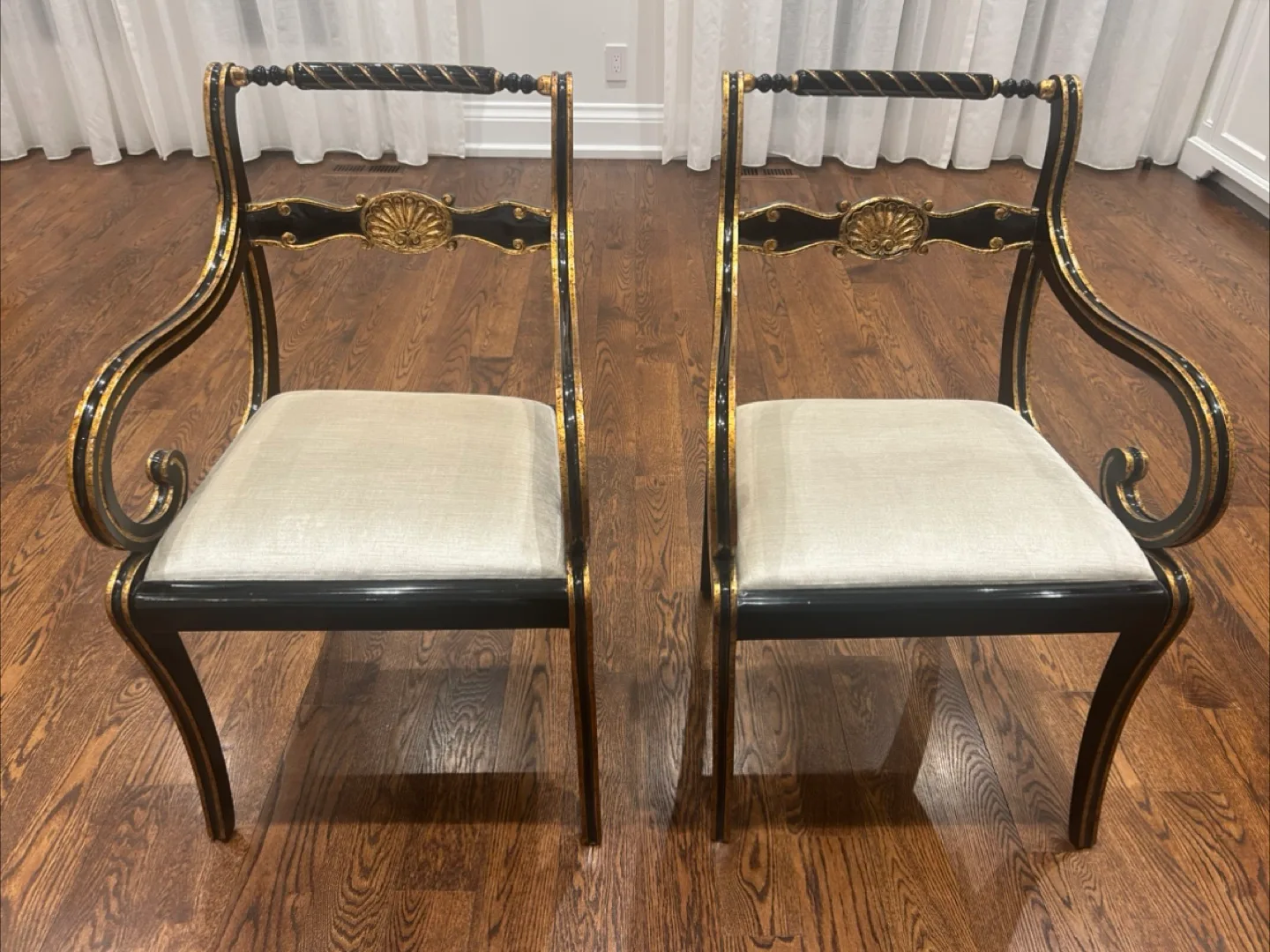 Black and Gold Antique Chair image indicator(5)