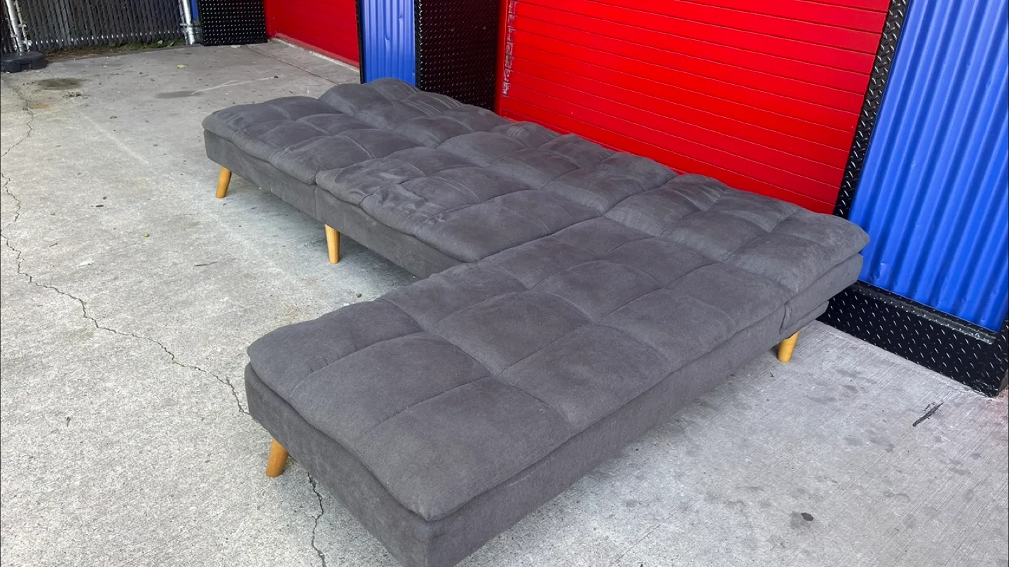 Gray sectional with adjustable headrest. Free local delivery image indicator(3)
