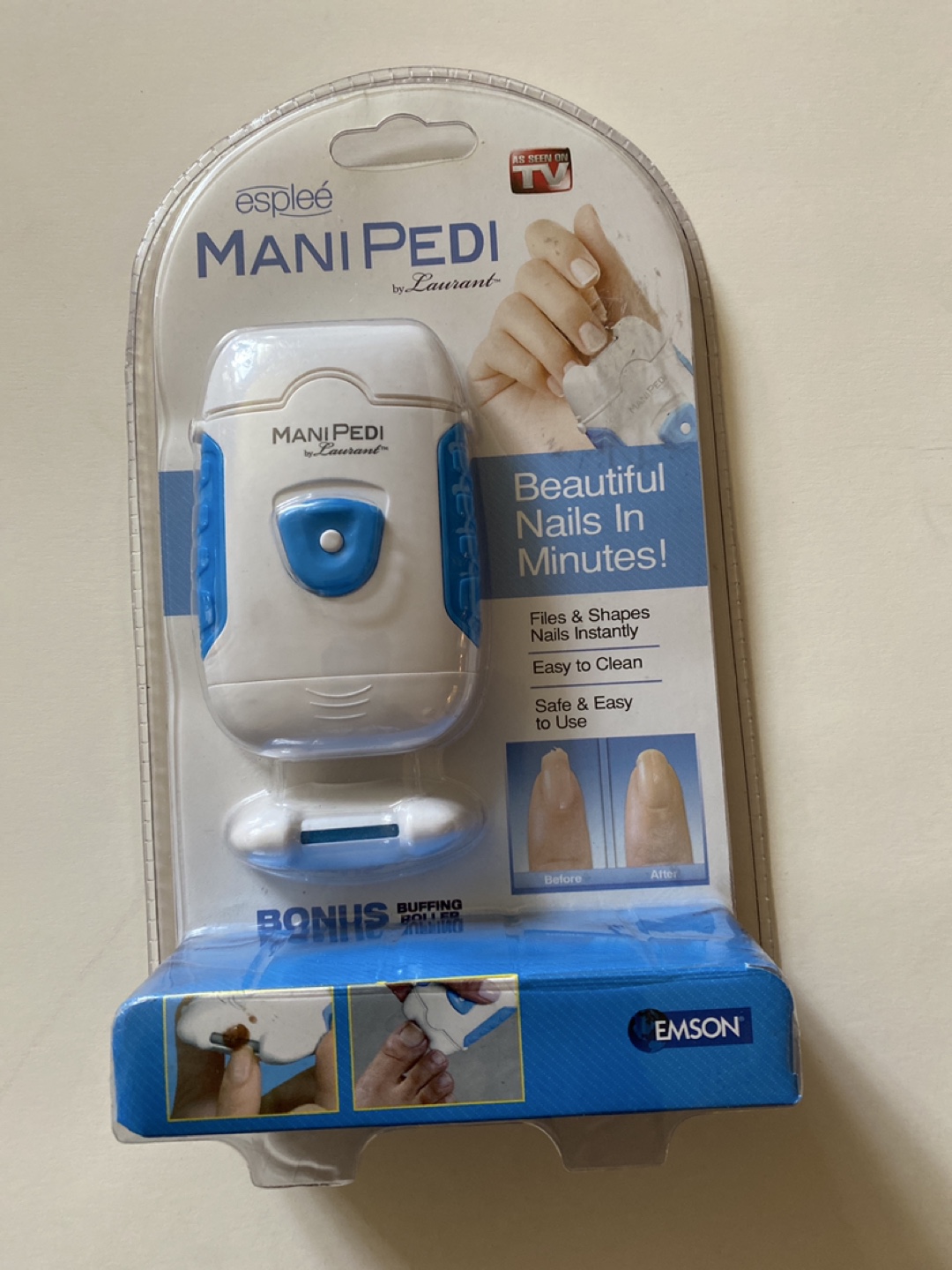 Esplee Mani Pedi by Laurant