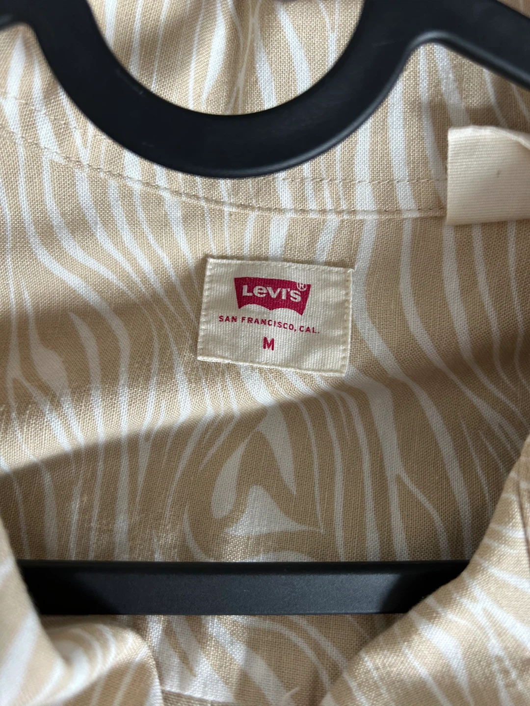 Levi's Beige Patterned Shirt - Size M - photo 4