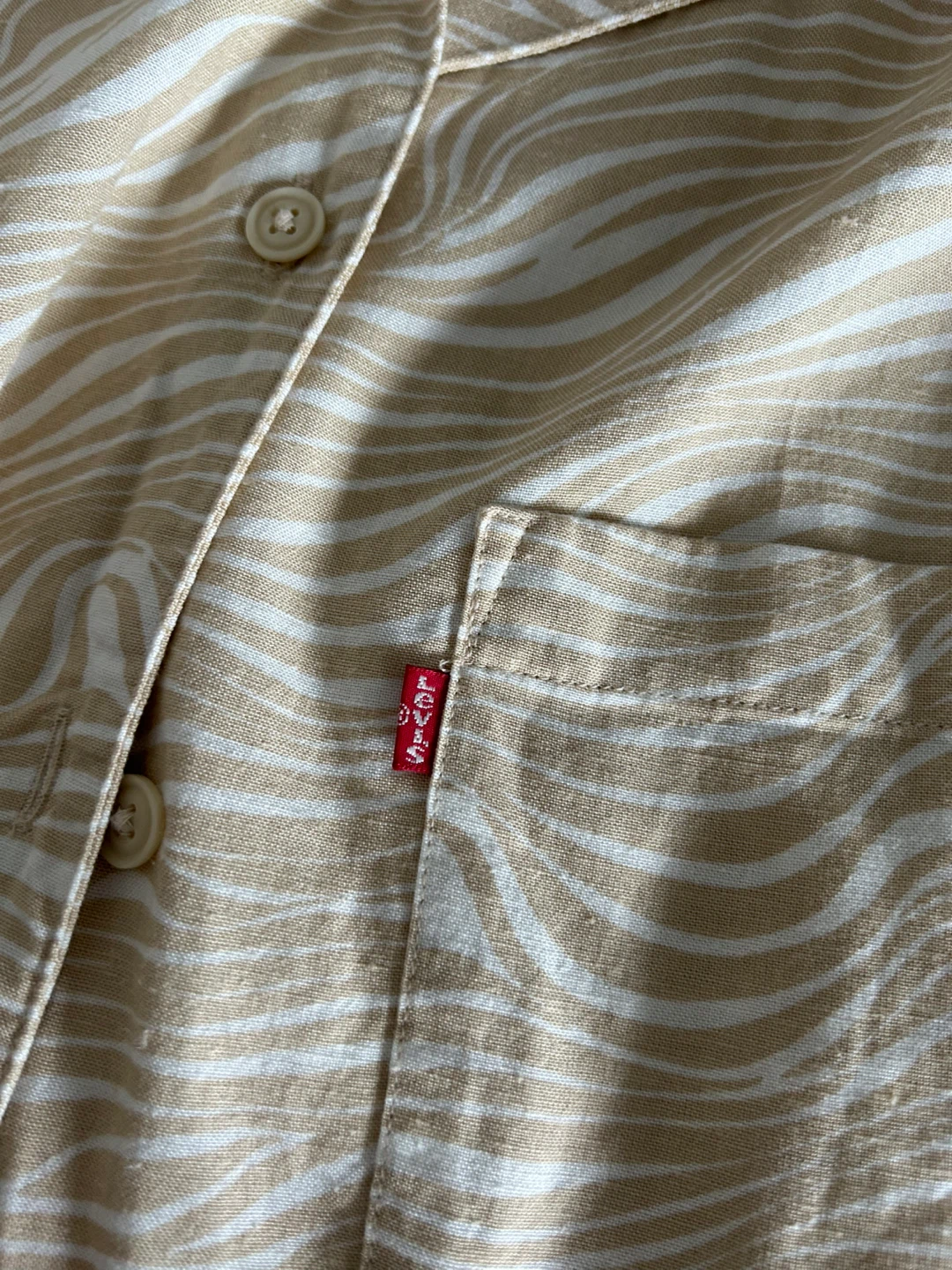 Levi's Beige Patterned Shirt - Size M - photo 3