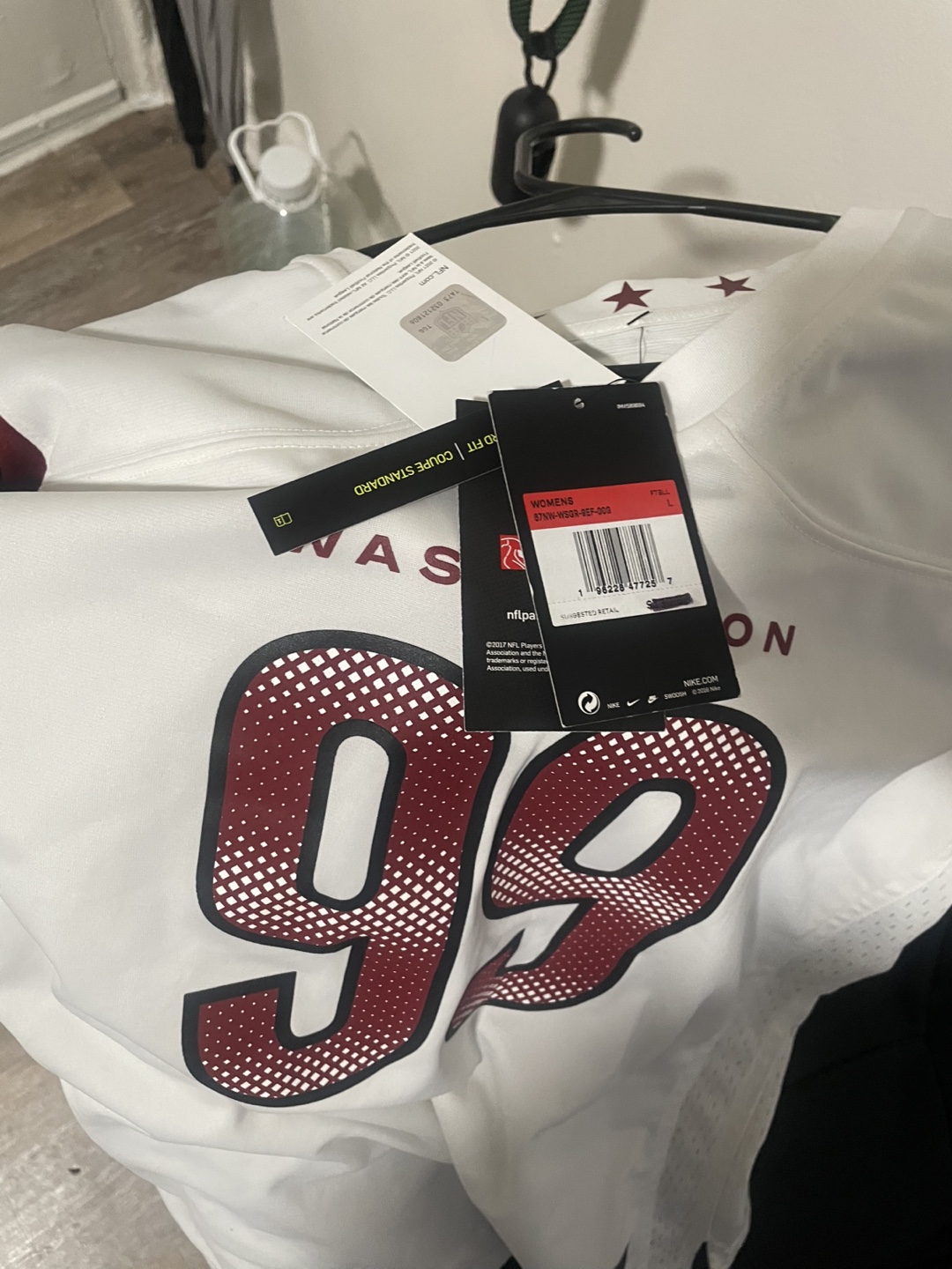 Nike Washington Commanders Young 99 Jersey - NEW - photo 3