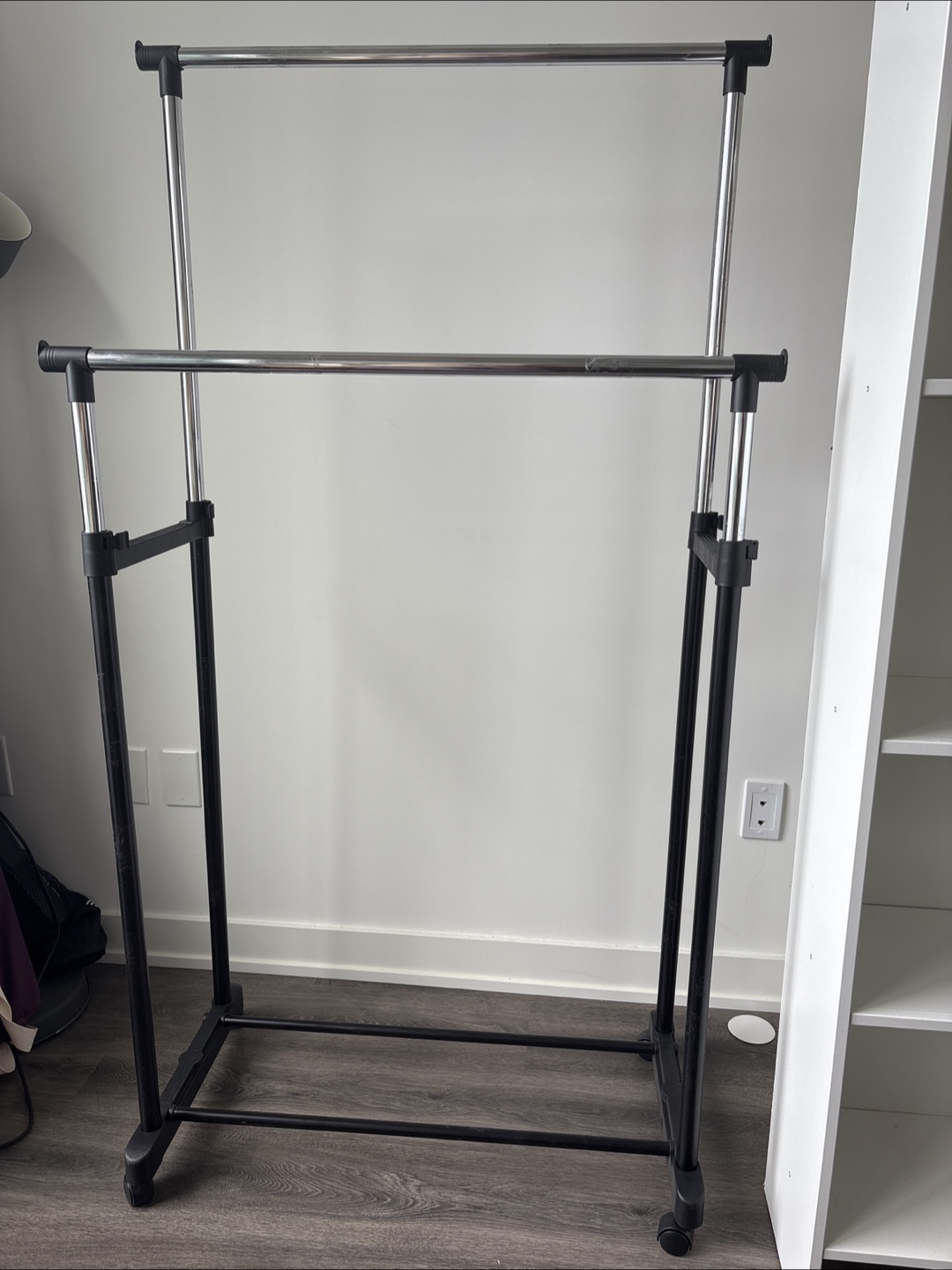 Adjustable Double Rod Clothing Rack