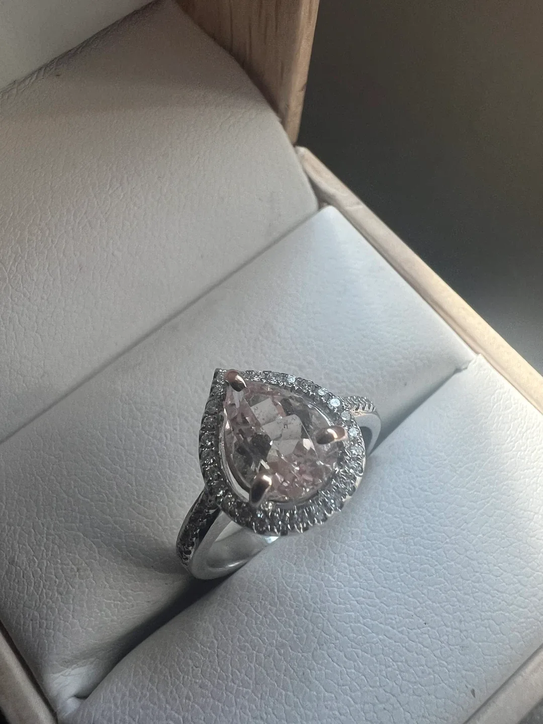 18 k Prong-Set Pear Morganite Ring with Diamond Halo thumbnail