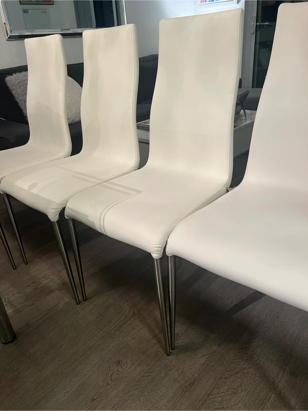 Set of 4 White Dining Chairs