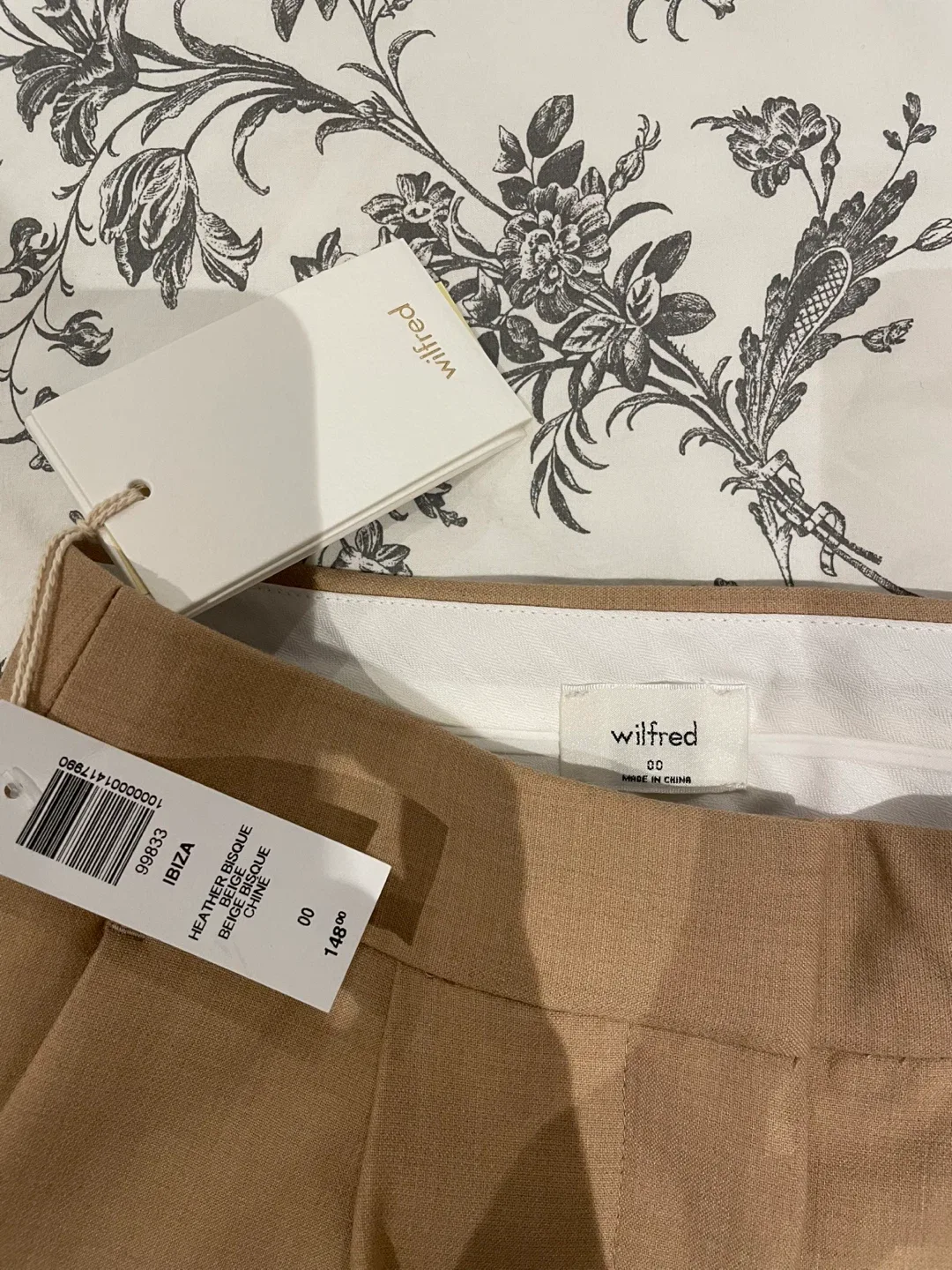 Aritzia Ibiza Pants Size 00 image indicator(3)