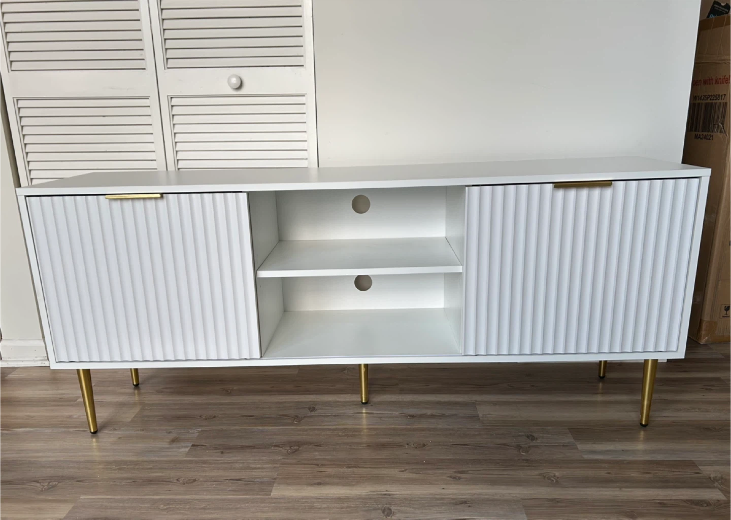 White & Gold TV Stand with Storage. Holds up to 65 inch TV - photo 4
