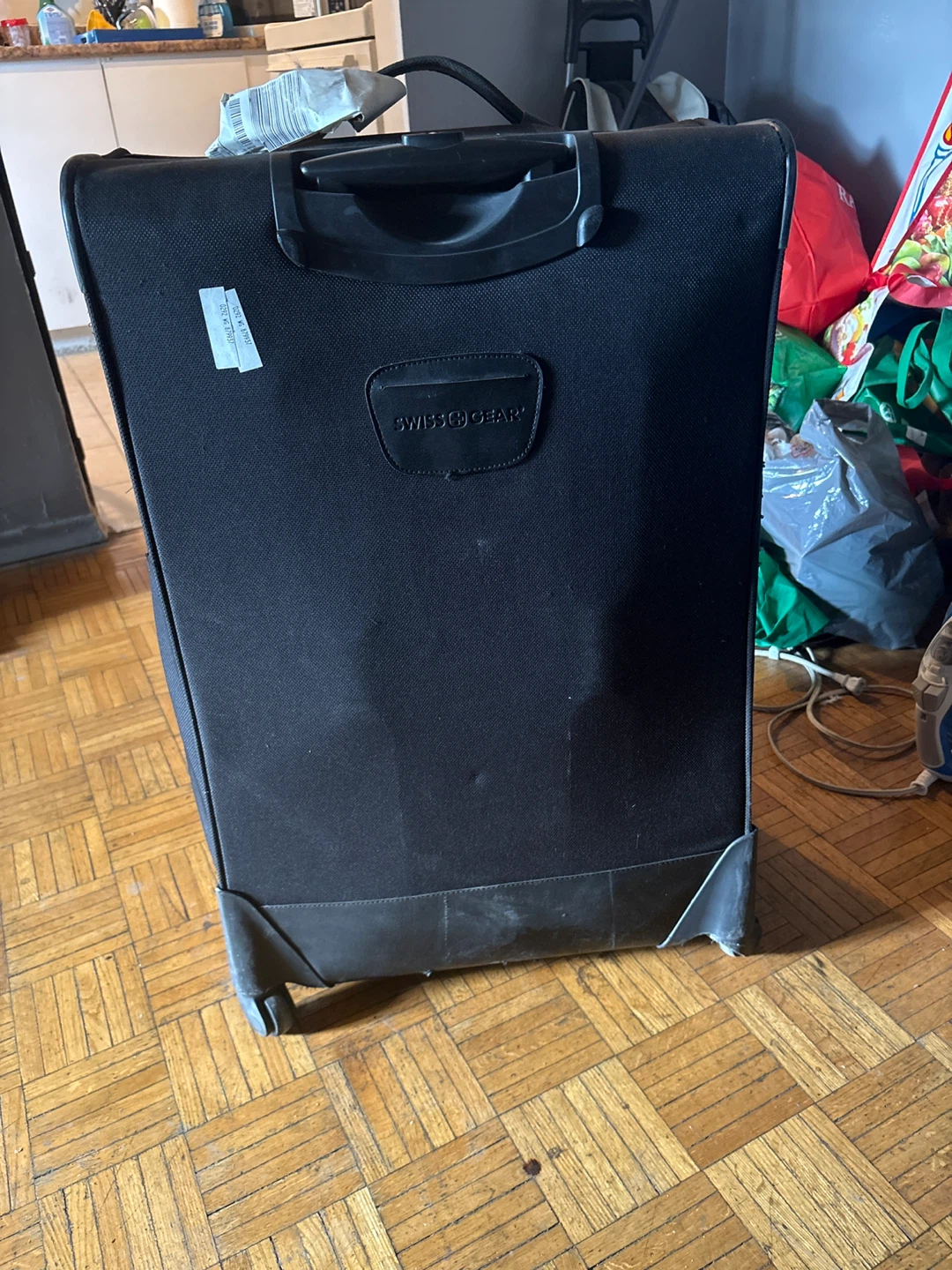 Swiss Gear Black Rolling Suitcase - photo 2