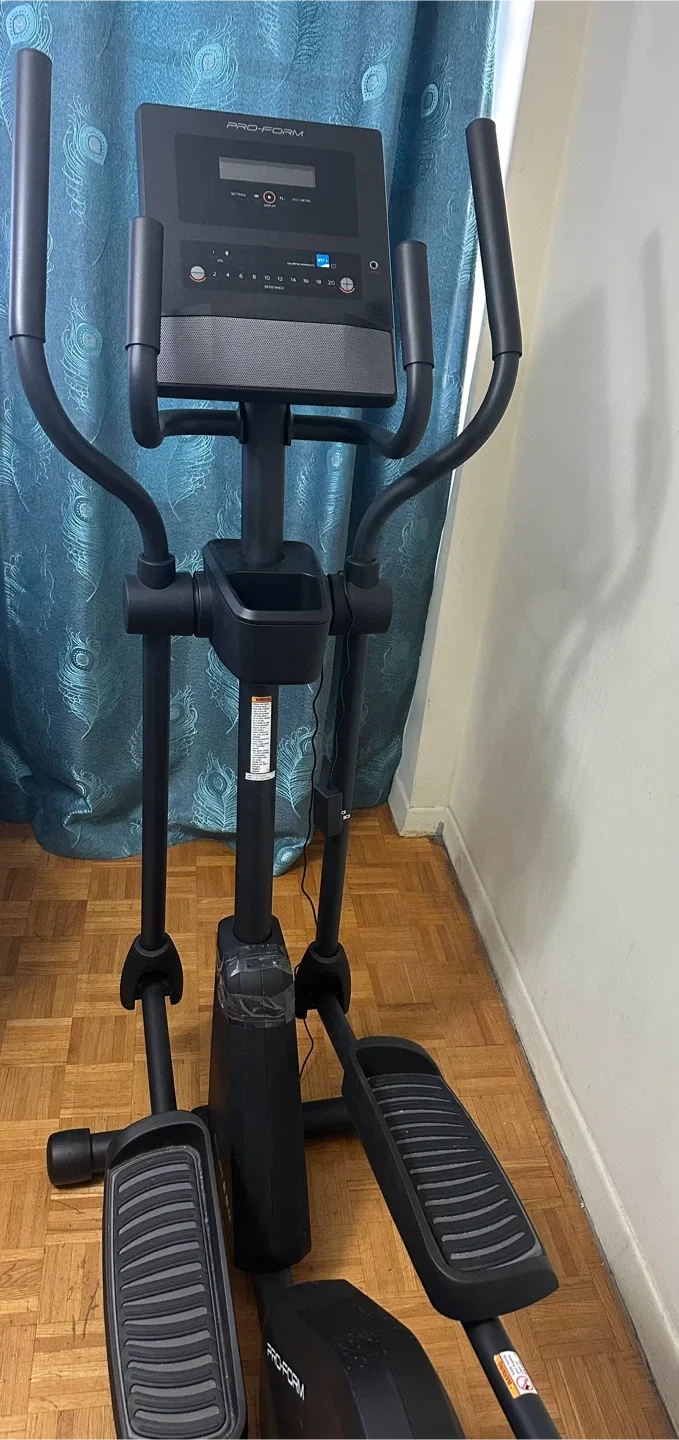 Pro-Form Elliptical Machine image indicator(3)