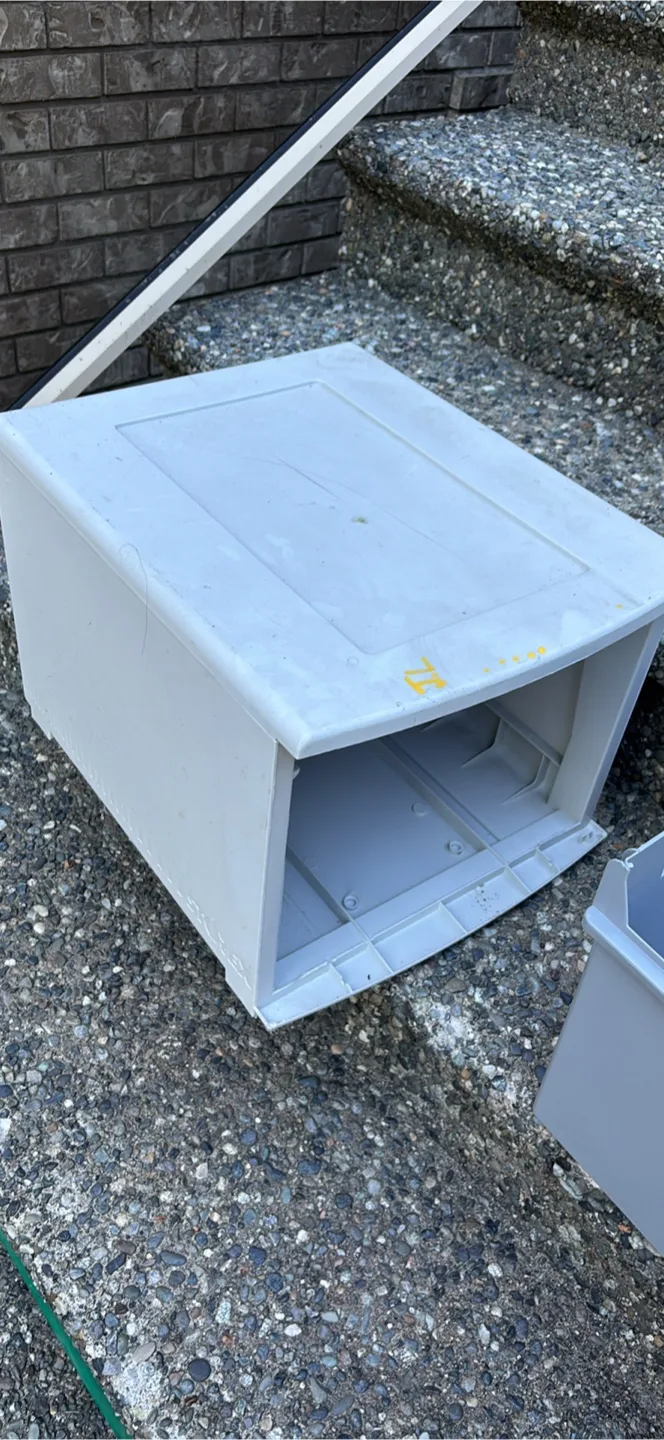 White Rolling Storage Drawer / file cabinet image indicator(3)