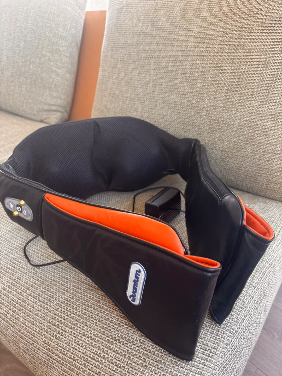 Quantum Neck & Shoulder Pro Massager thumbnail