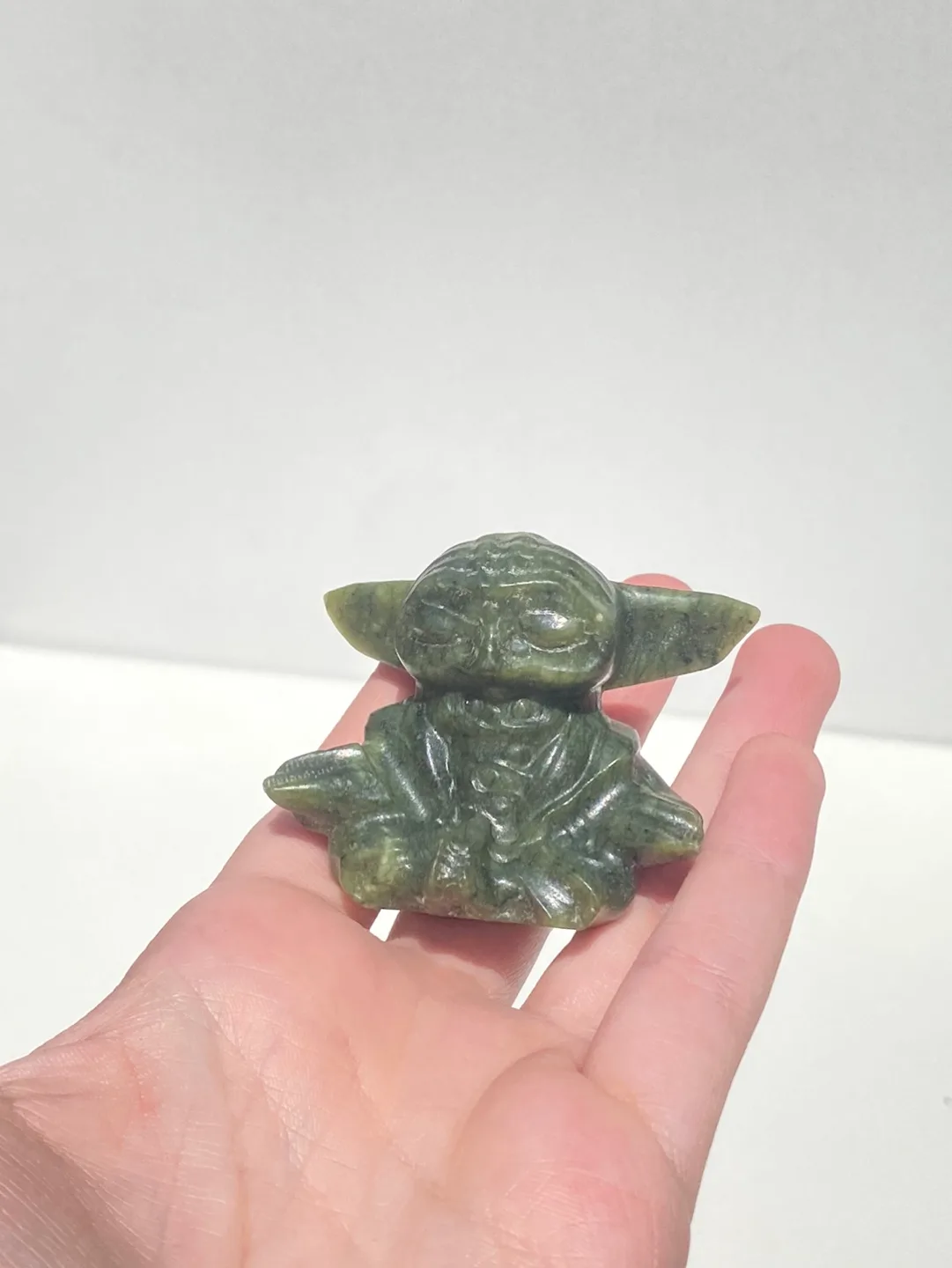 Yoda Crystal Carving image indicator(3)