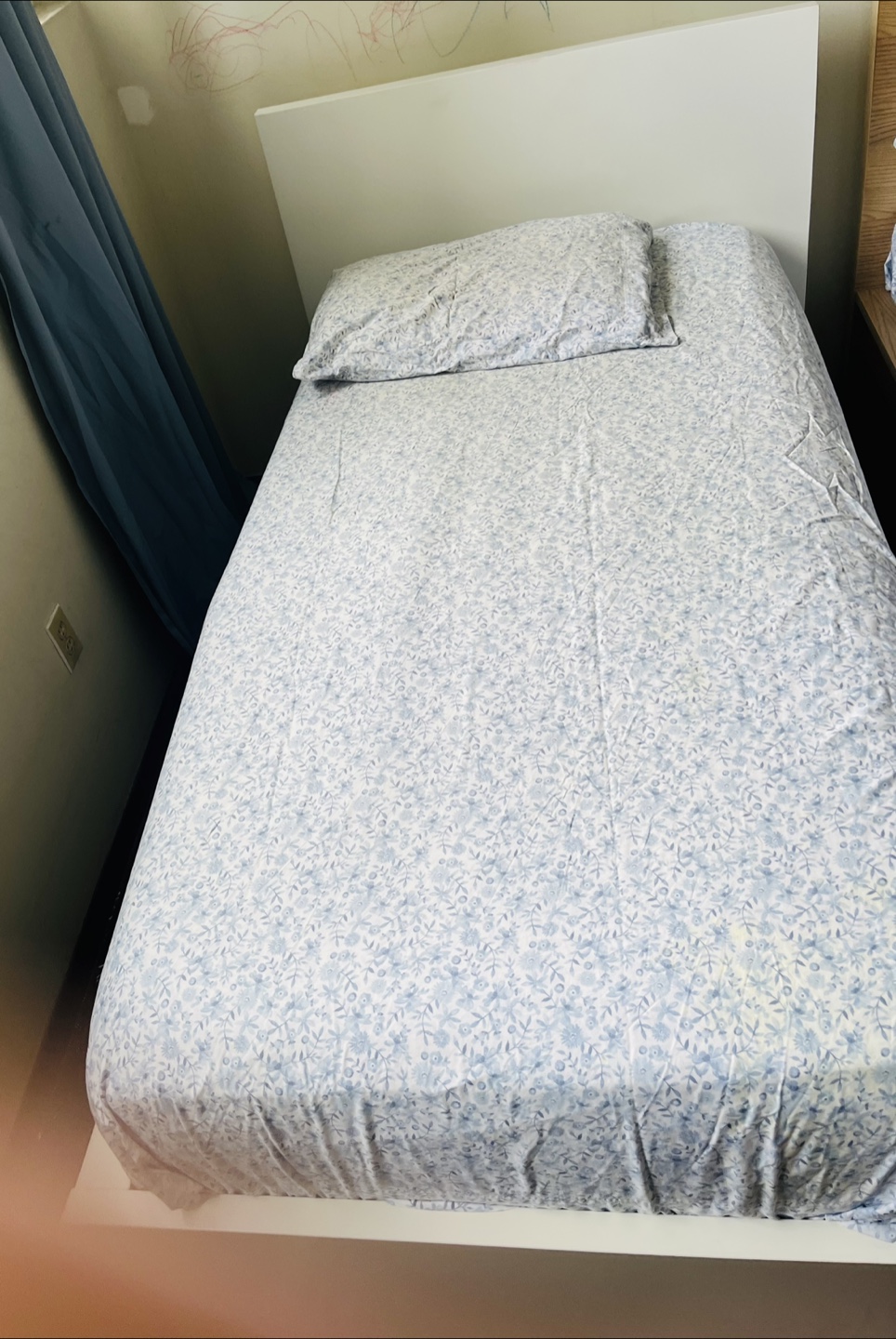 Ikea Malm Twin bed frame with Nectar Mattress