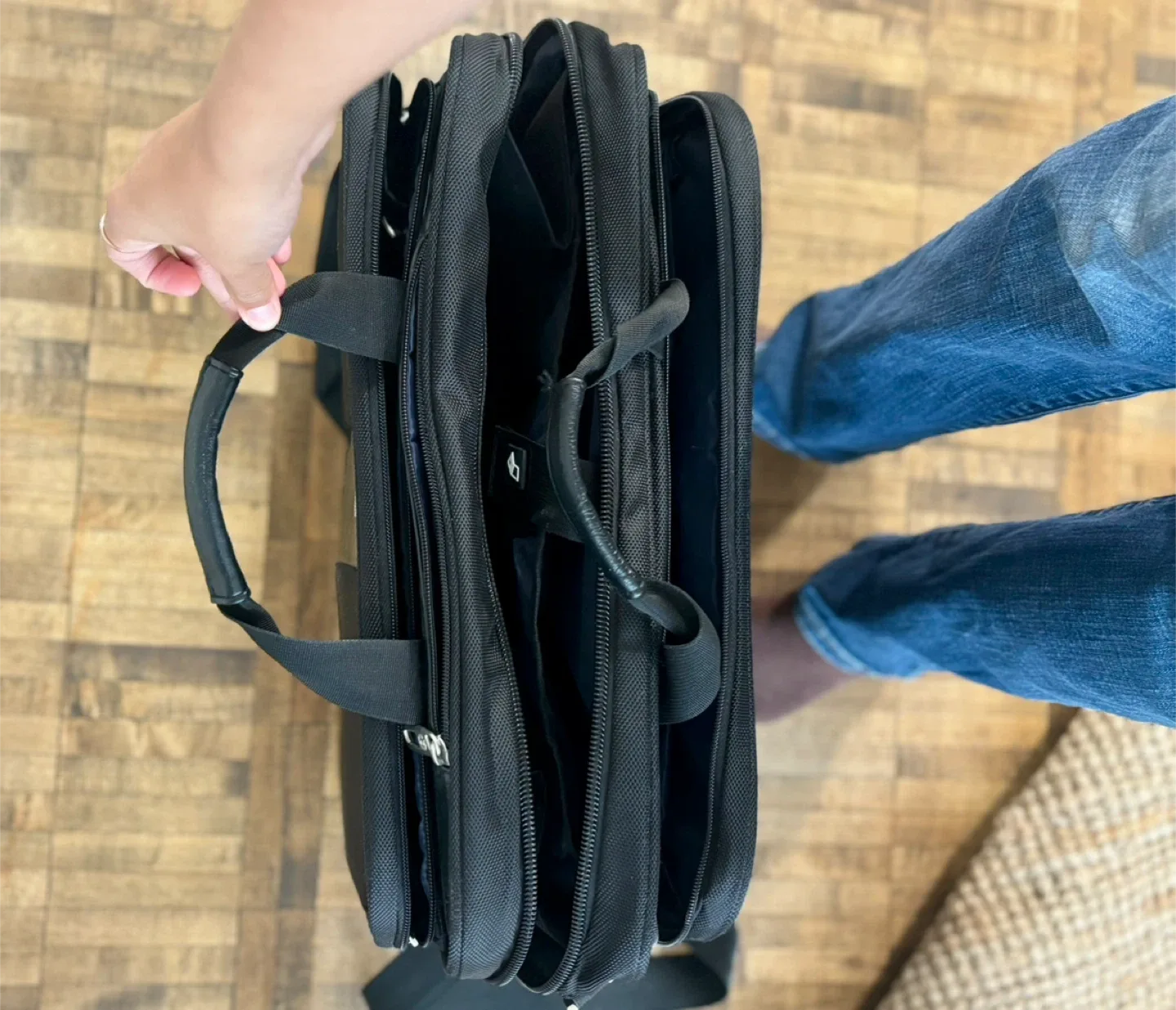 Bugatti Black Laptop Bag image indicator(3)