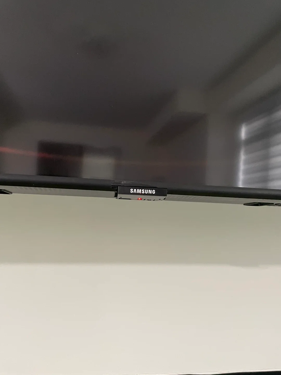 Samsung 65" qled TV image indicator(2)