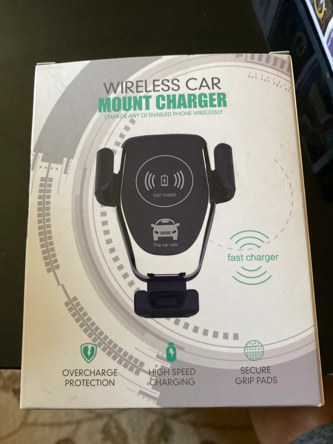 Wireless Car Mount Charger - New in Box! image indicator(2)