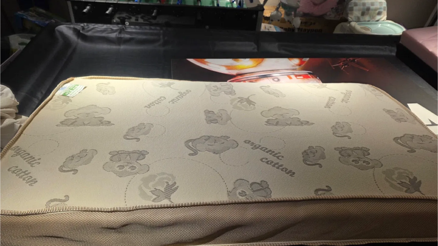 Simmons Kids Baby Mattress (0-12 Months) thumbnail