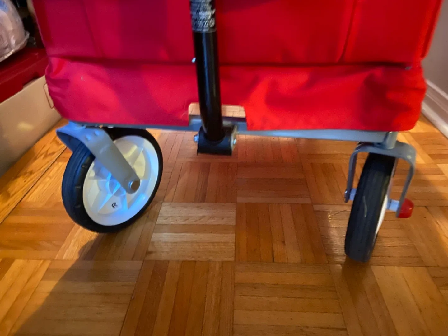 Radio Flyer Convertible Stroller Wagon image indicator(5)