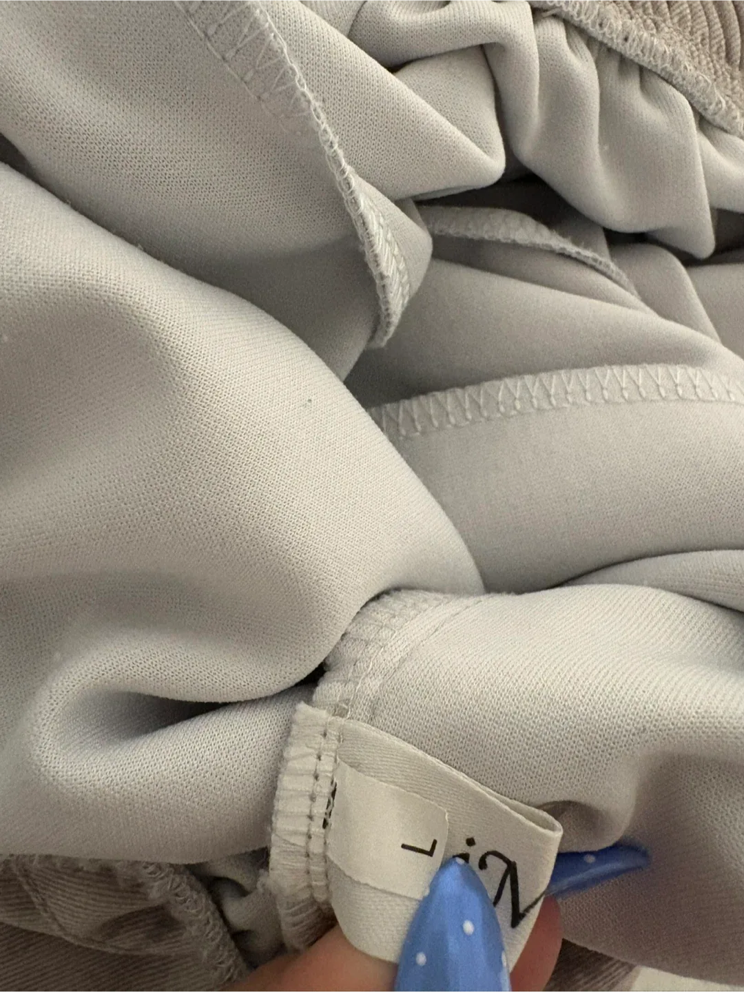 Grey wide legs sweatpants L size image indicator(5)