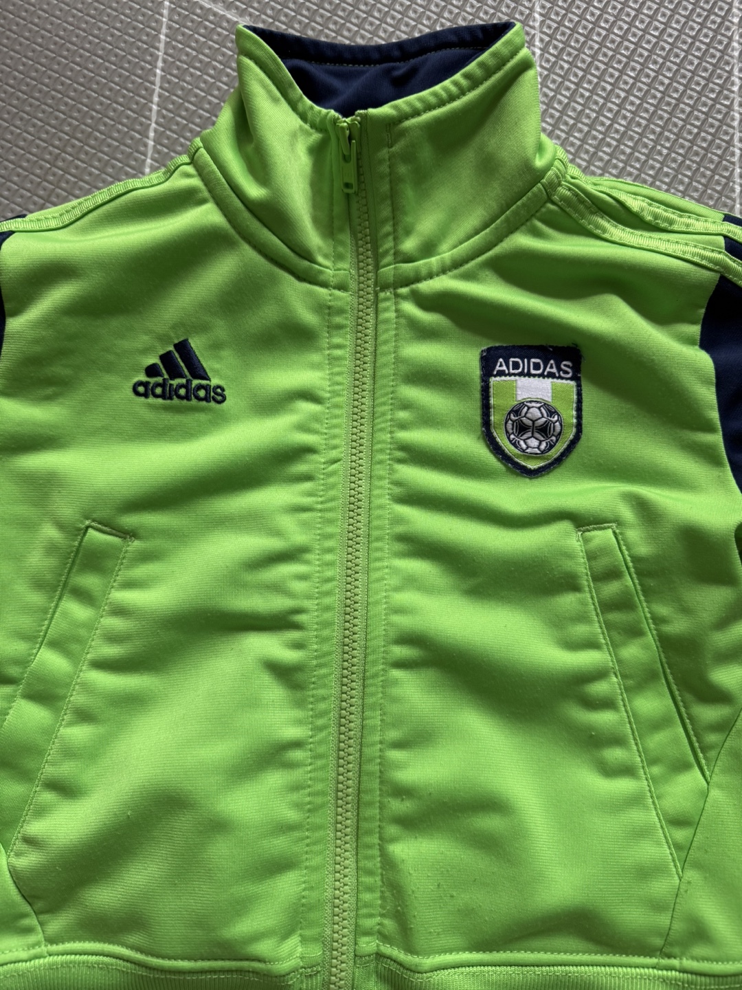 Adidas Track Jacket - Size 12M - photo 2