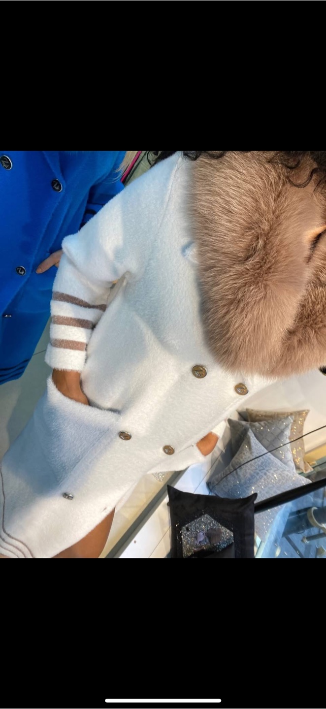 White Coat with Fur Collar - photo 2