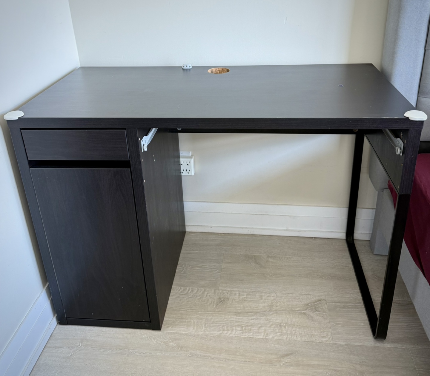IKEA Micke Office Desk with Drawer and Shelves - Black - brown