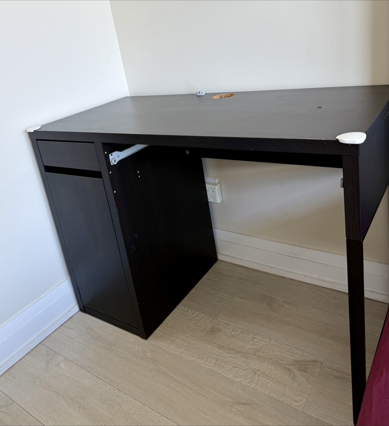 IKEA Micke Office Desk with Drawer and Shelves - Black - brown - photo 2