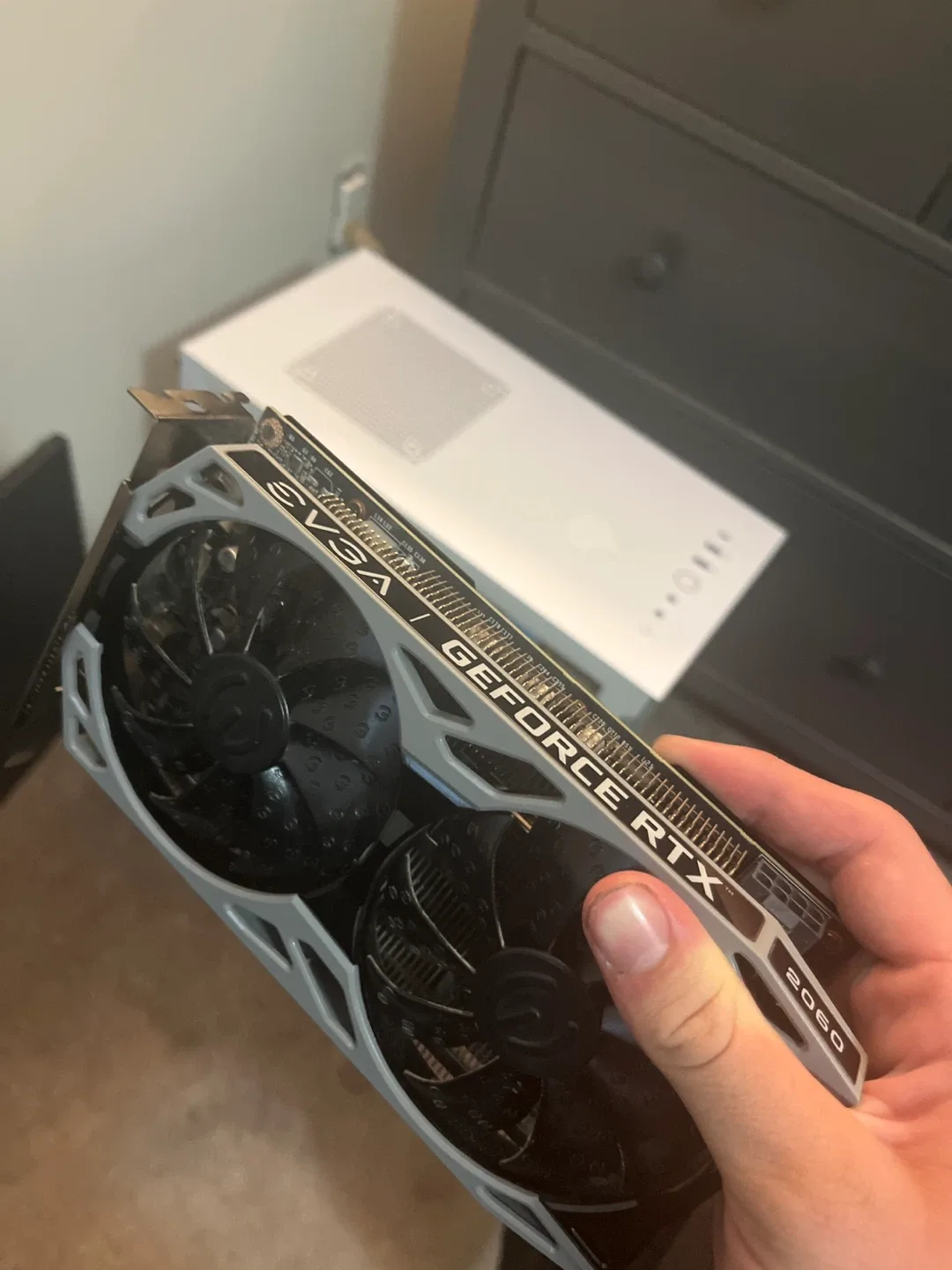 White Thermaltake PC Case & EVGA GeForce RTX 2060