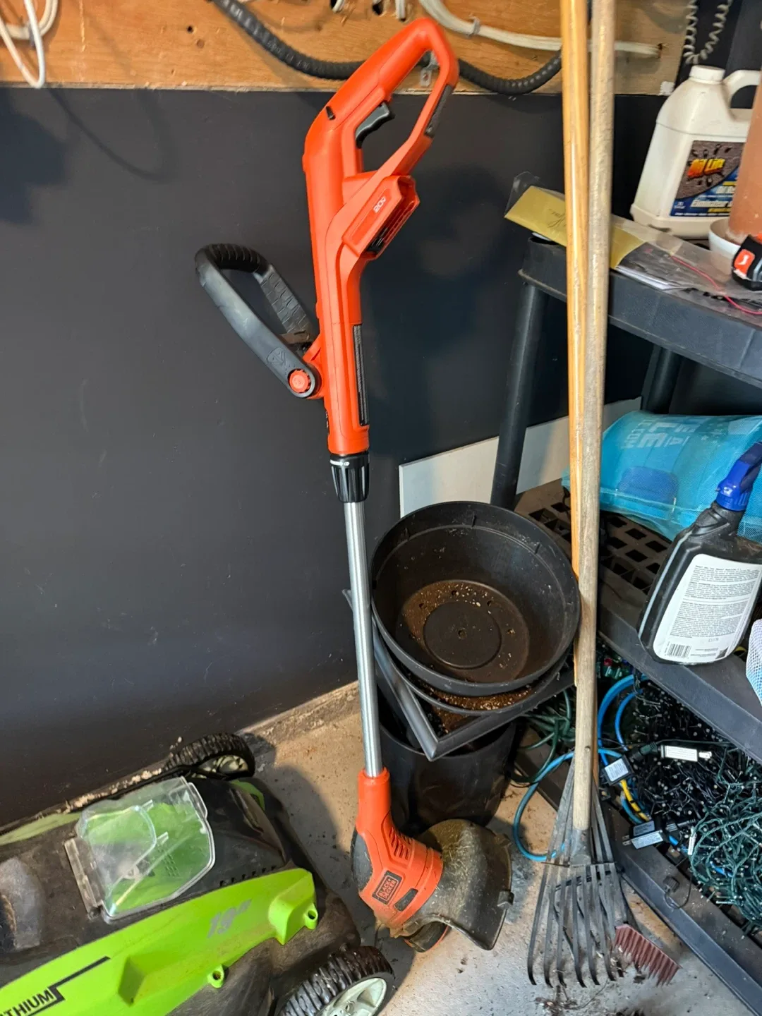 Black+Decker 20V Cordless String Trimmer w/ Battery/Charger thumbnail