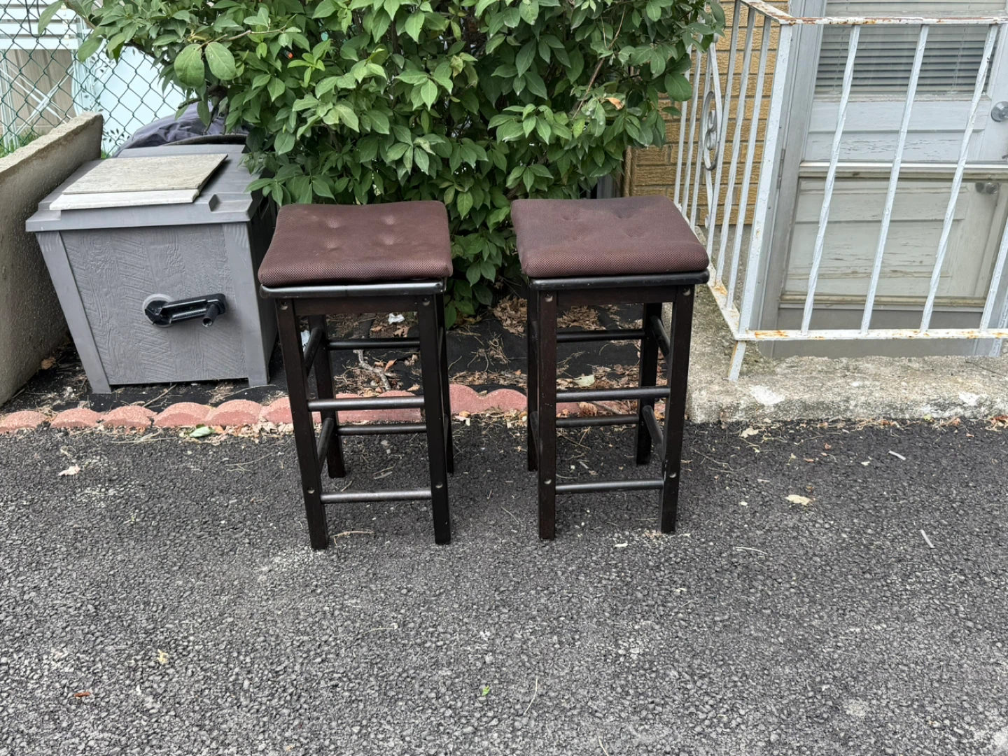 Set of 2 Brown Bar Stools - photo 2