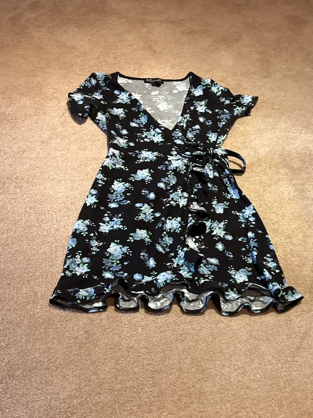 Urban Planet Floral Wrap Dress - Size Small thumbnail